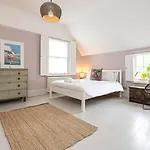 Chic And Colourful Family Home By Underthedoormat