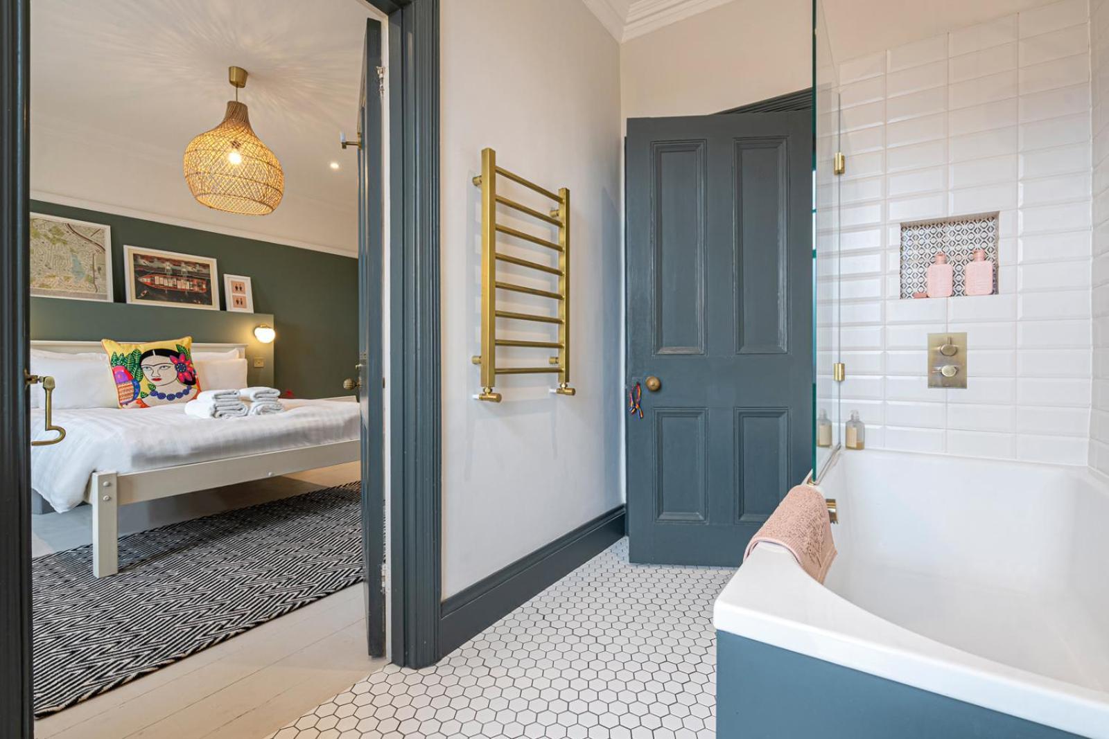 Chic And Colourful Family By Underthedoormat Casa vacanze