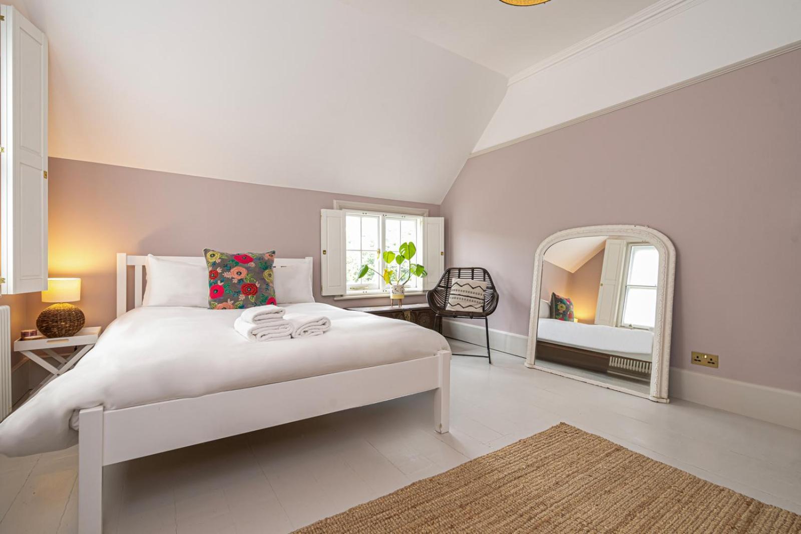Chic And Colourful Family By Underthedoormat Casa vacanze *